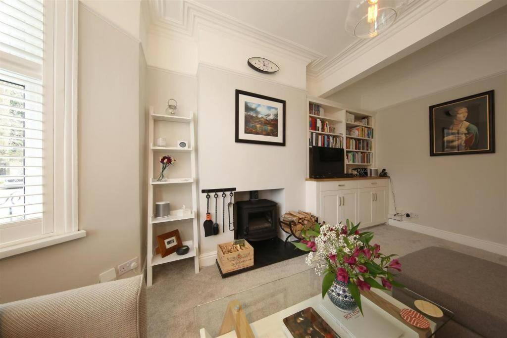 Perfectly Positioned Pad Villa Cardiff Bagian luar foto