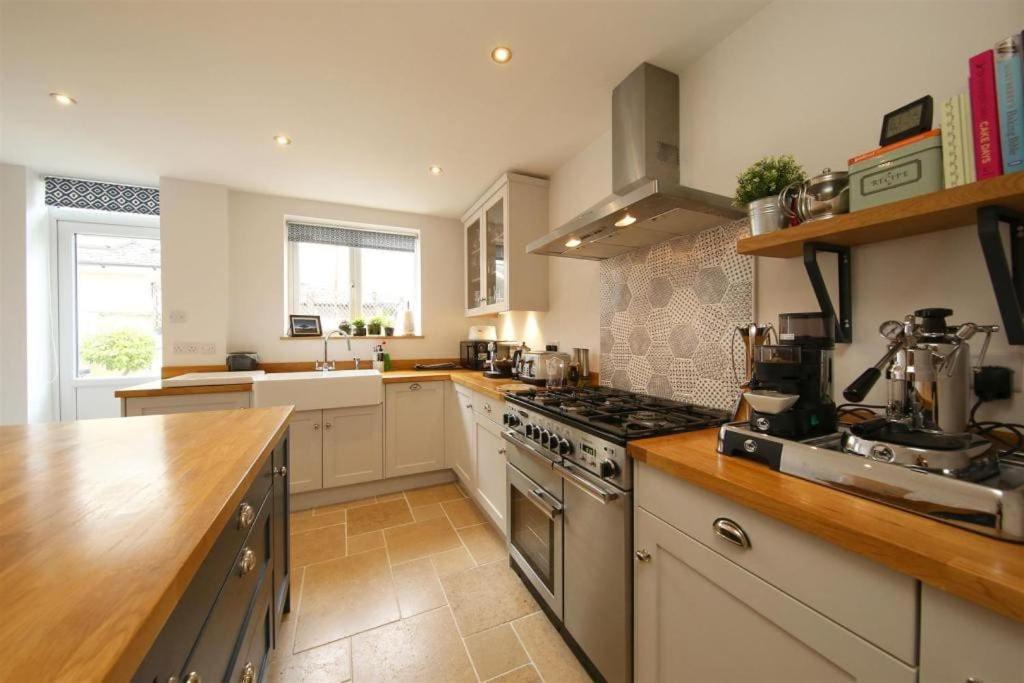 Perfectly Positioned Pad Villa Cardiff Bagian luar foto